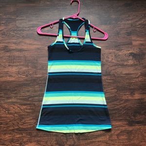 Lululemon tank size 4